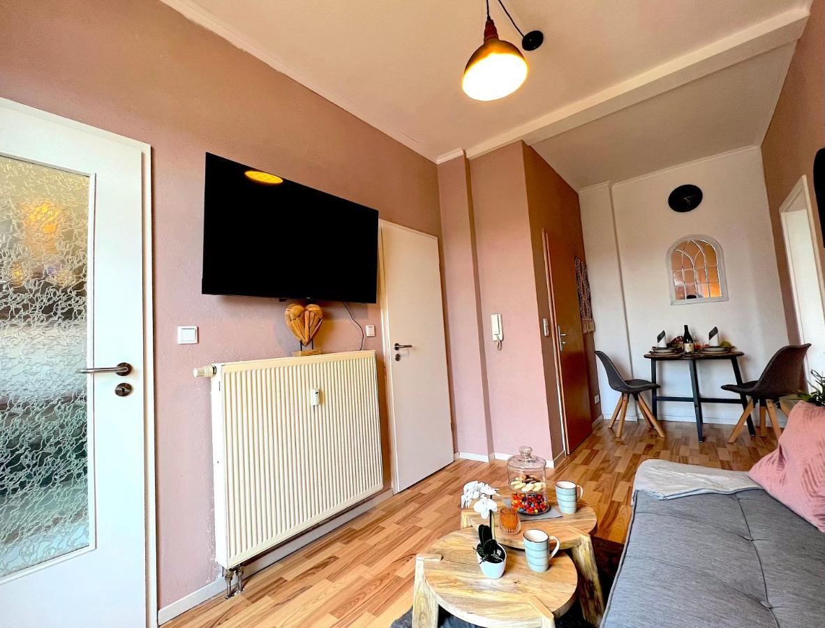 Elbling Apartment Mit Terrasse - Netflix - Parkplatz - Weinbergblick Meissen Exterior foto